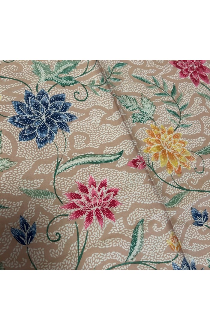 Vines of Flowers with Clouds - Beige