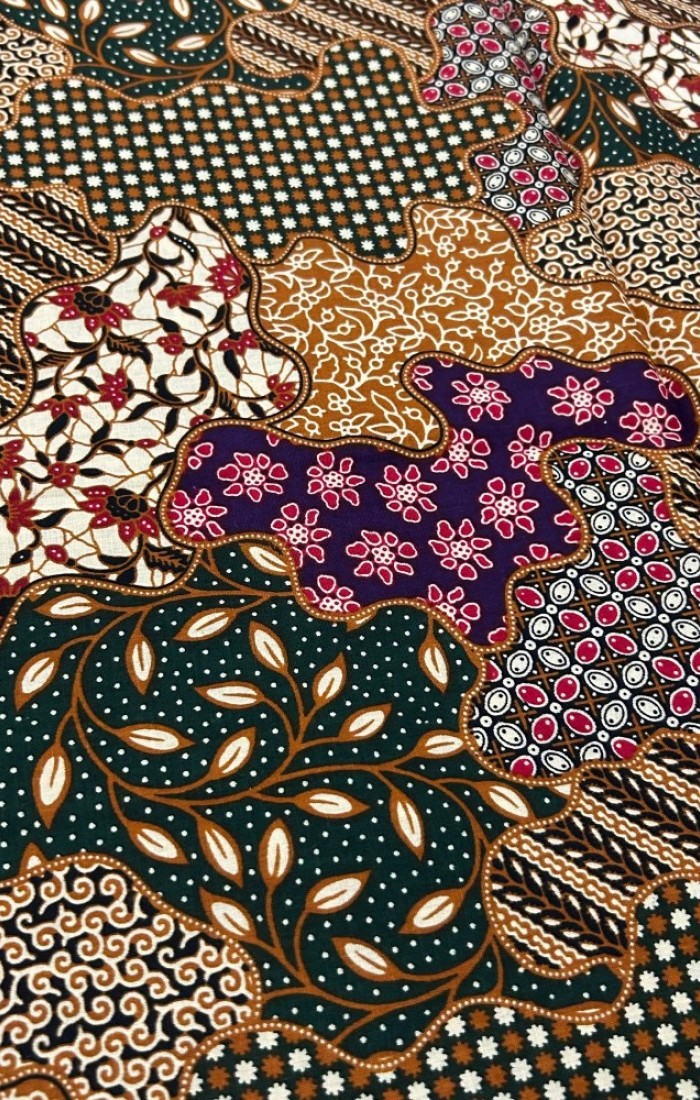 Floral & Traditional Patch Motif Batik - Green